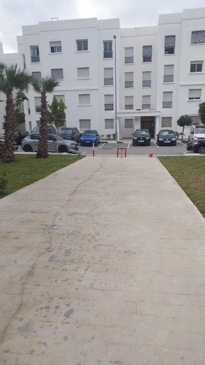 Beachside 2 Bedroom Apartment In Diplomatic Forest Tangier With Free Parking Exteriör bild